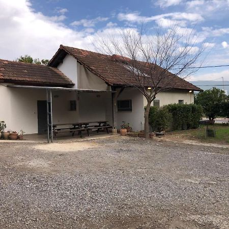 Kurlender Guest House She'ar Yashuv Exterior photo